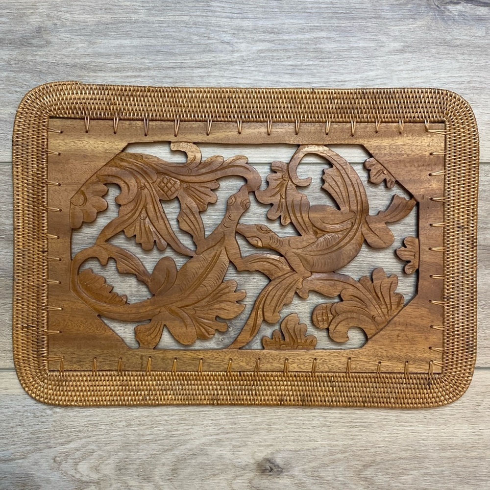 Vintage Carved Wood Charger‎ Trivet